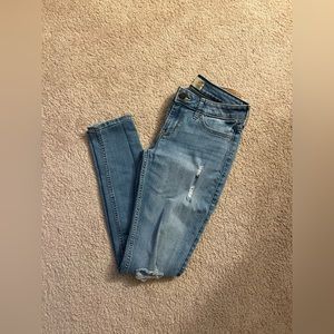 Hollister Super Skinny Jeans
